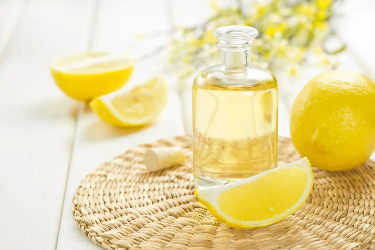 Tea Tree Oil And Lemon